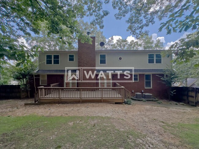 Building Photo - 4 Bedroom, 4.5 Bath Home in Heart of Hoover