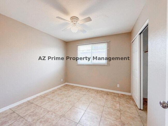 Building Photo - 7101 N 36th Ave