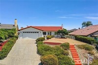 Building Photo - 22960 Cove View St