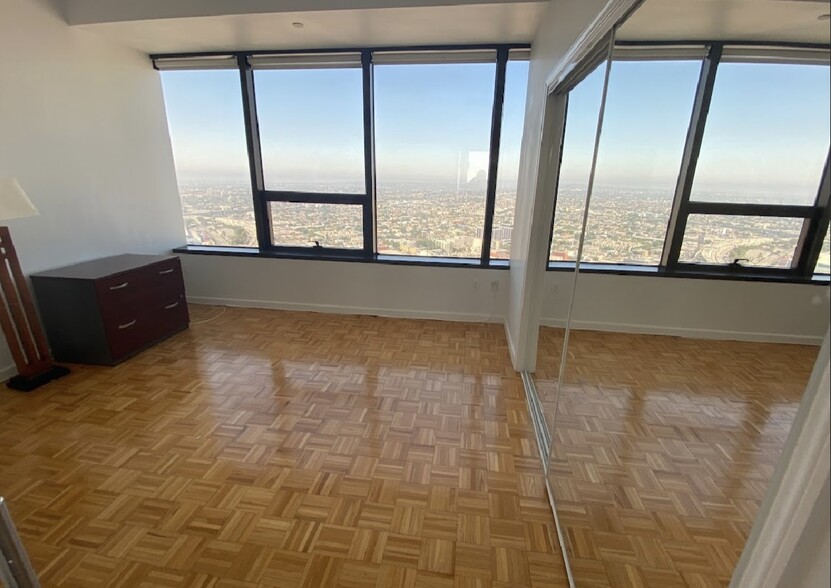 Second Bedroom - 1100 Wilshire Blvd