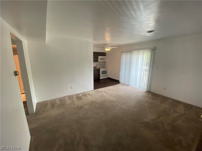 Building Photo - 101 Wildwood Dr