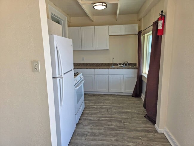 Building Photo - 10600 State Hwy 59