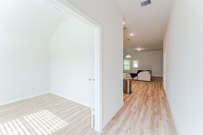 Building Photo - 8439 Red Shiner Wy