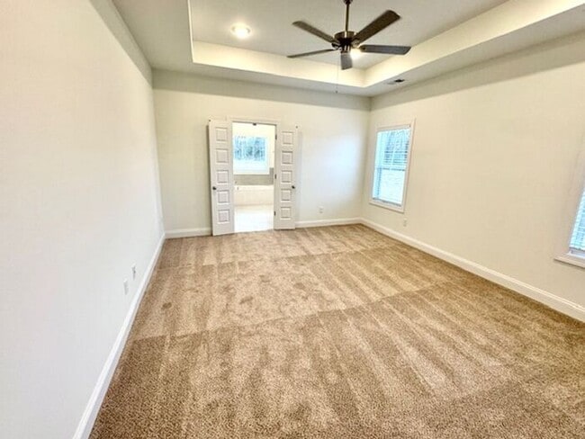 Building Photo - Brand New 5-bedroom 3 bath home in Olive Branch @ Southbranch