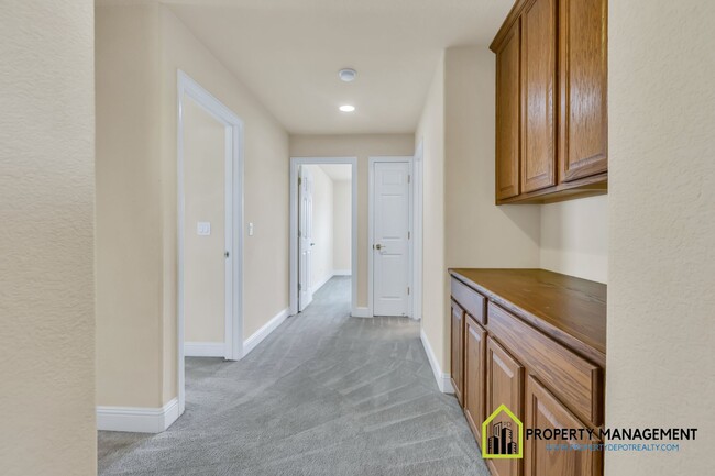 Building Photo - Luxury 5-BR Home Rental in Elk Grove