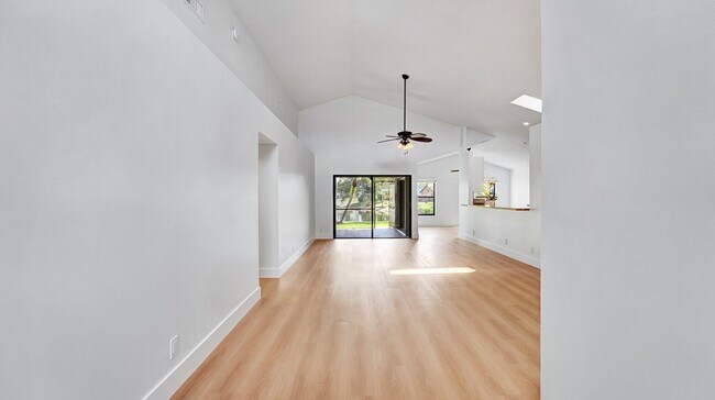 Building Photo - 22557 Swordfish Dr