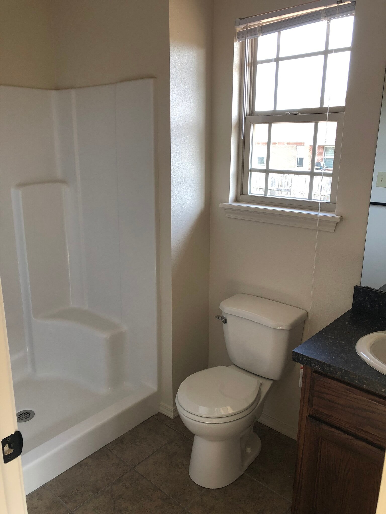 Building Photo - 240 Ashley Dr