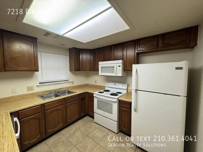 Building Photo - 7218 Rimwood-