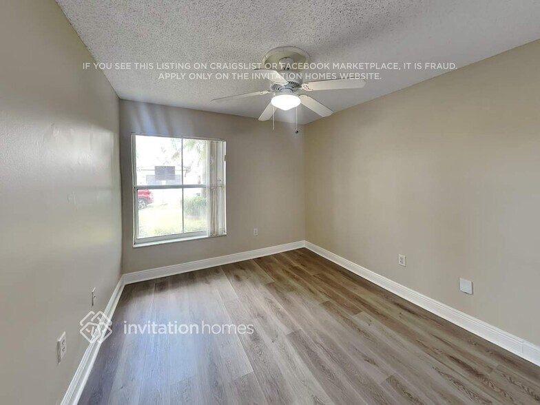 Building Photo - 14341 SW 160th Terrace