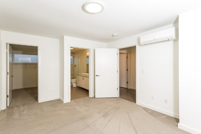 Building Photo - 824 NW 53rd St