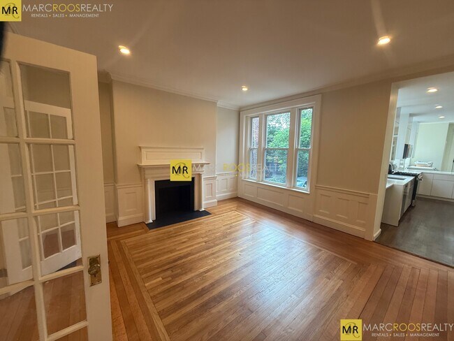 Building Photo - 1755 Beacon St