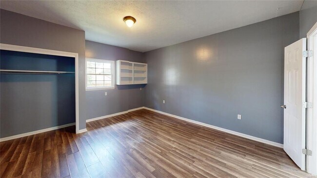 Building Photo - 103 Woodley Ave