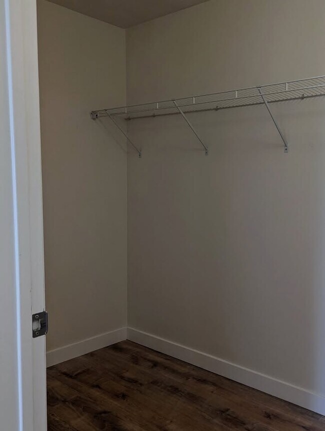 Building Photo - Countrywoods Condo 1274 S