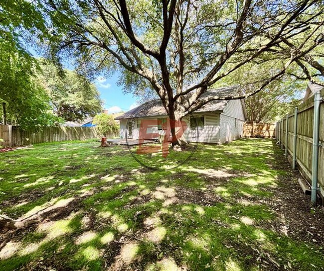Building Photo - 1809 Ramada Dr