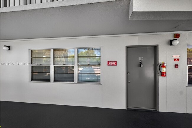 Building Photo - 400 SW 134th Way