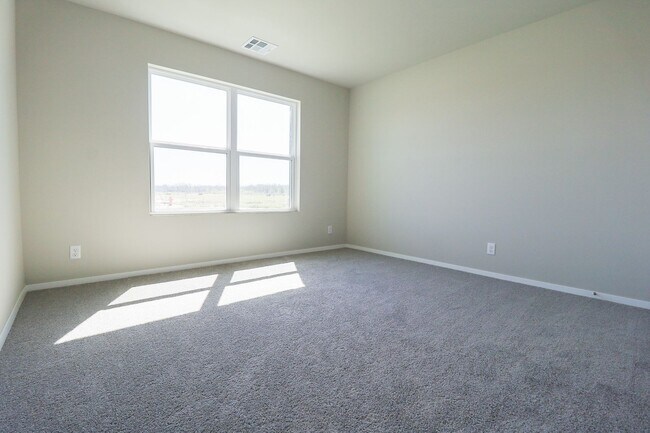 Building Photo - Stunning New Construction Home 4 Bed 2 Bath in Bixby!