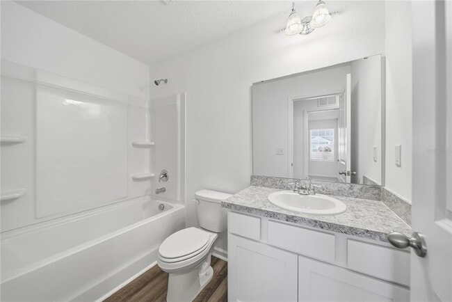 Building Photo - 6155 Daerr Rdg St