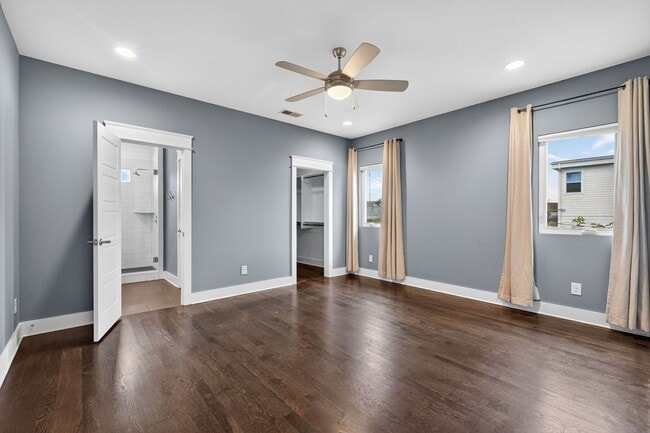 Building Photo - Beautiful 4 Bedroom in The Nations