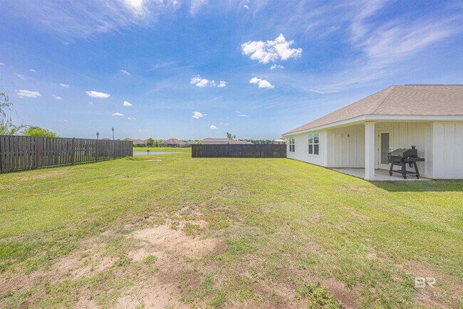 Building Photo - 23294 Shadowridge Dr
