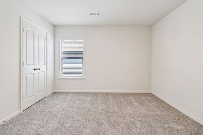 Building Photo - 309 Abram Ave