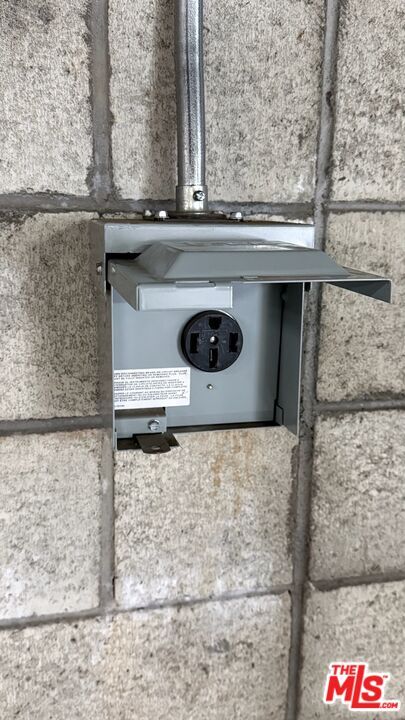 Building Photo - 1802 20th St