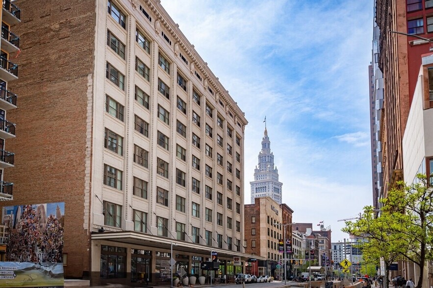 Primary Photo - The Residences at 668