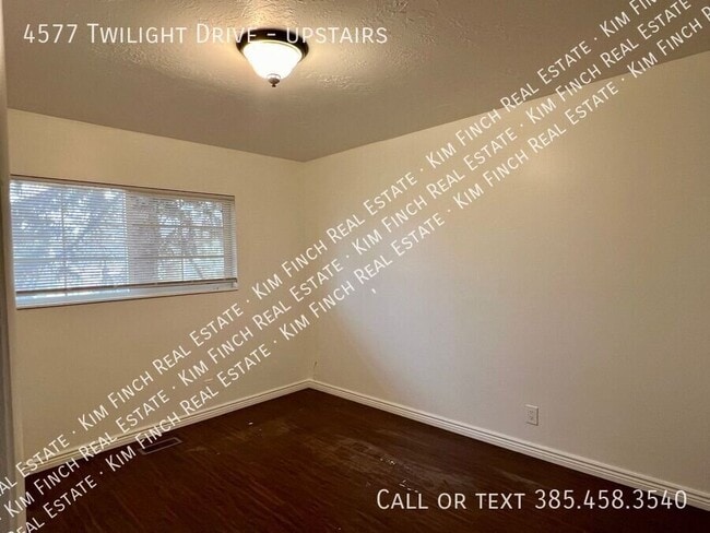 Building Photo - 4577 Twilight Dr