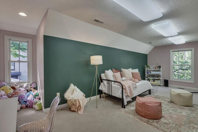 Building Photo - 7097 Pleasant Colony Cir