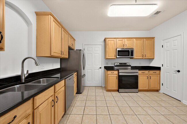 Building Photo - 14337 San Paolo Ln