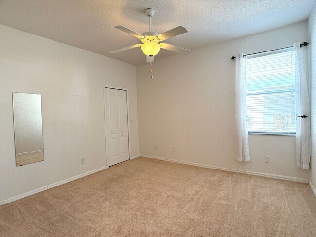 Building Photo - 1131 N Hampton Dr