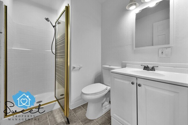 Building Photo - 5499 S Yarrow Pl