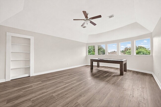 Building Photo - 3510 Artesian Springs Ln