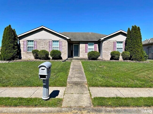 Primary Photo - 12728 Rolling Meadows Dr