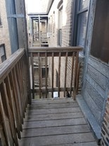 Building Photo - 6520 N Glenwood Ave