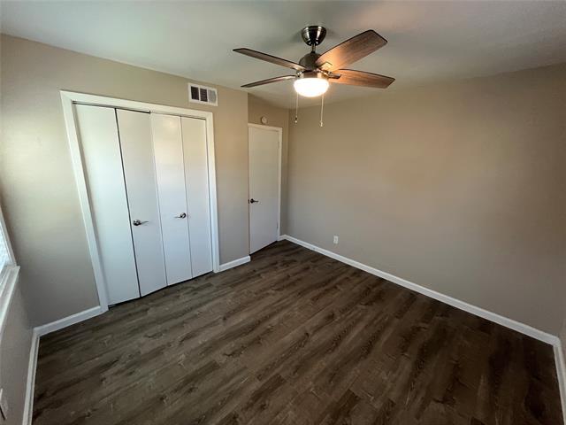 Building Photo - 936 Bluewood Dr