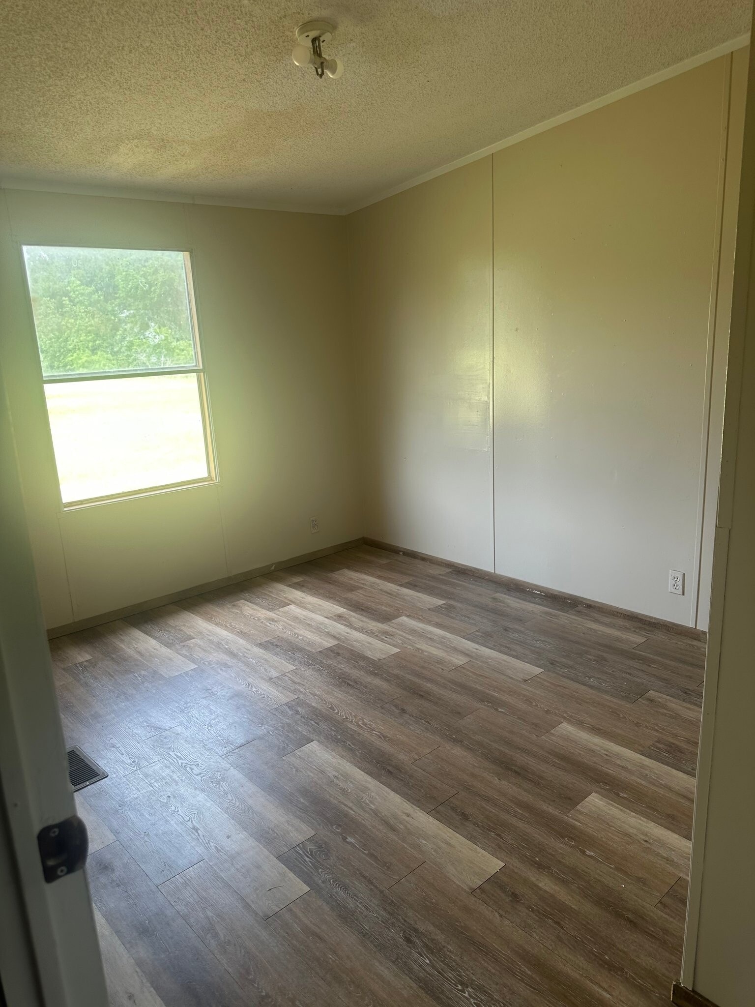 Building Photo - 311 Crescent Meadows Ln