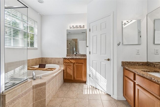 Building Photo - 14413 Mirabelle Vista Cir