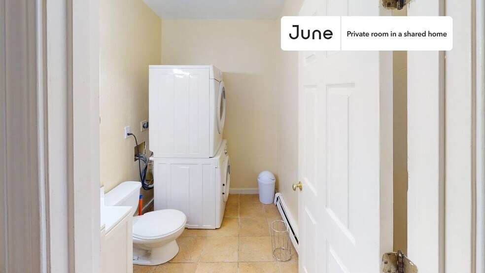 Building Photo - Room in Shared 4 bed/1.5 bath home