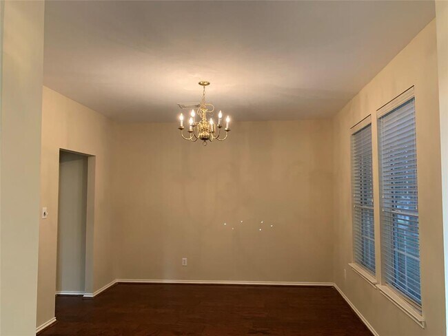 Building Photo - 3234 Brook Arbor Ln