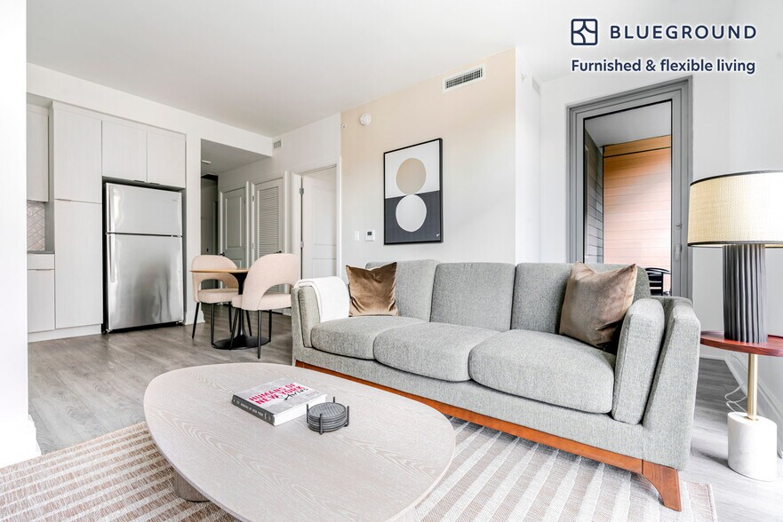 Building Photo - 600 4th St SW