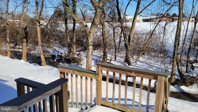 Building Photo - 216 Brookside Terrace