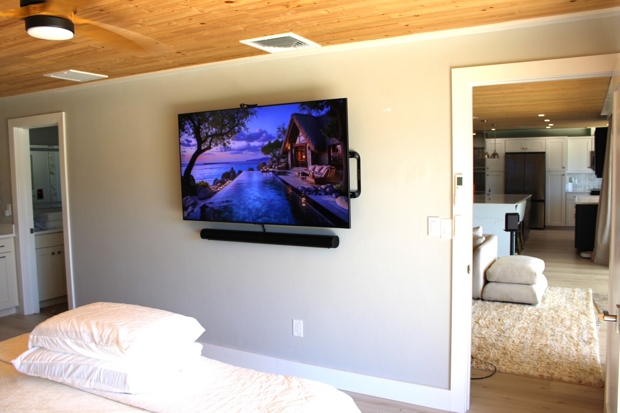 Building Photo - 229 Palm Is NW