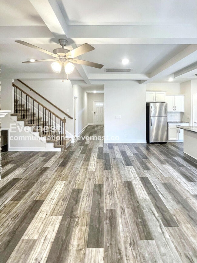 Building Photo - 637 Battery Ct