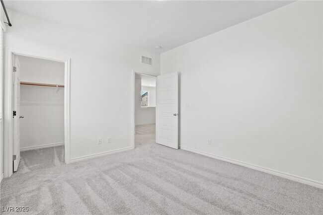 Building Photo - 1118 Junipine Ave