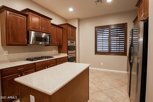 Building Photo - 5528 W Alyssa Ln