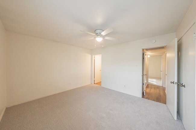 Building Photo - Updated Two Bedroom and One and Half Bathrooms apartment upstairs in the Cultural District!