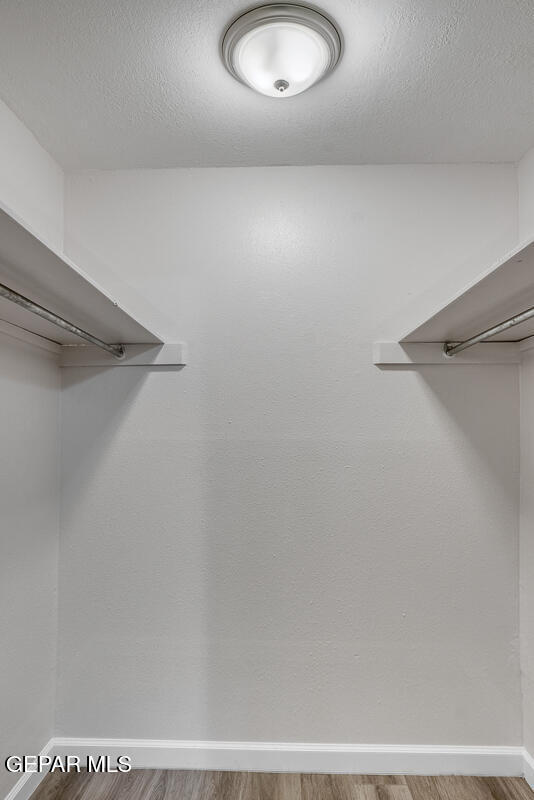 Building Photo - 10604 Springwood Dr