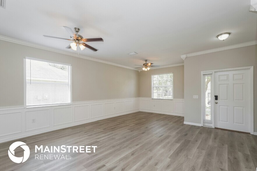 Building Photo - 15472 Long Cypress Dr