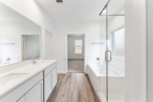 Building Photo - 13305 Big Sky Ct