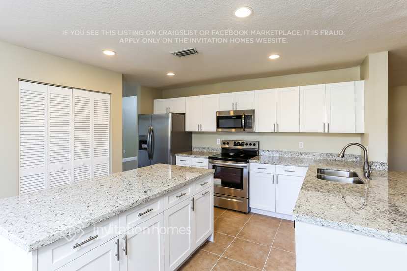 Building Photo - 15533 SW 96th Terrace